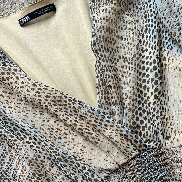 Size small Zara dress - Picture 4 of 4